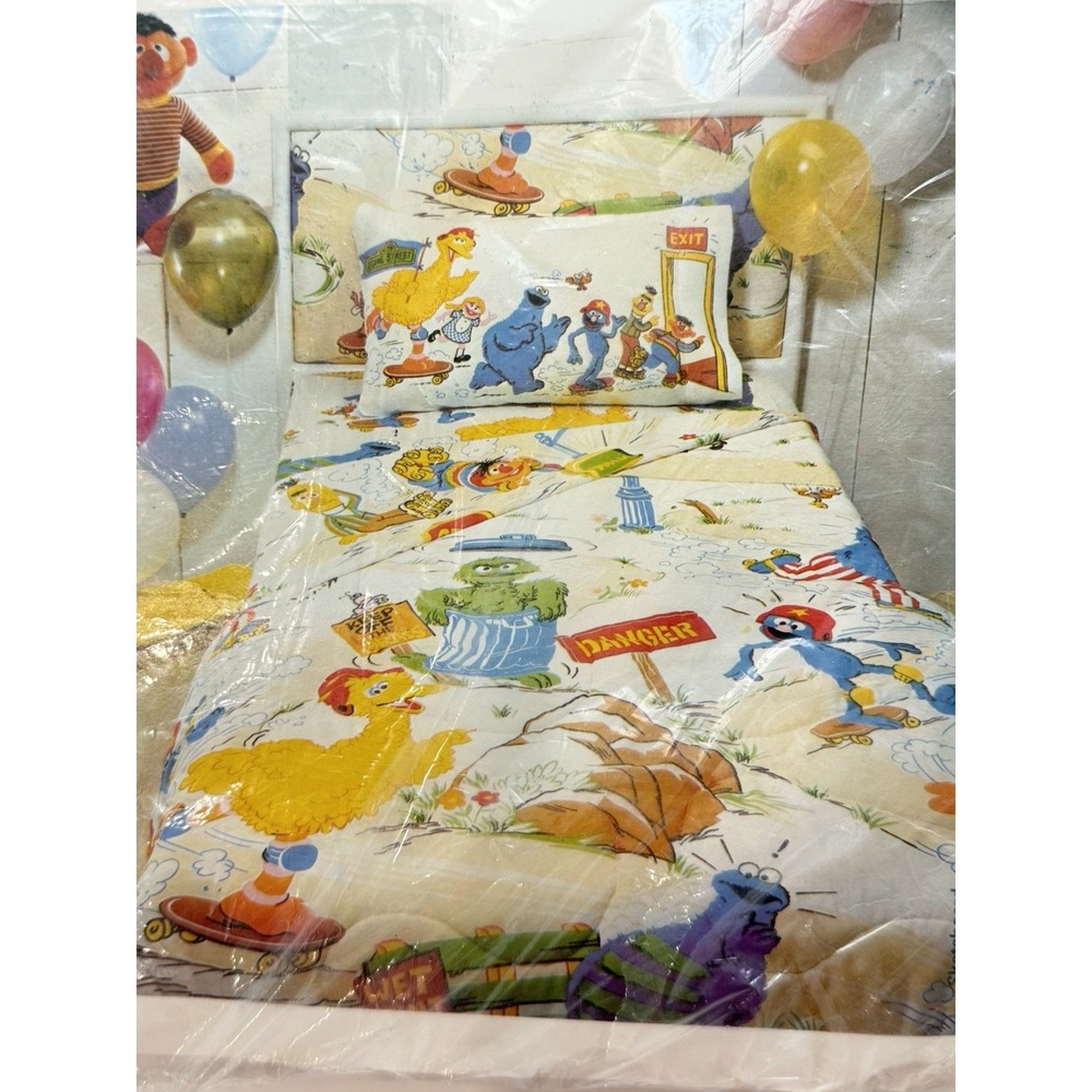 VTG Sesame Street Twin Fitted Sheet Big Bird Oscar Grover Cookie Skateboard‎